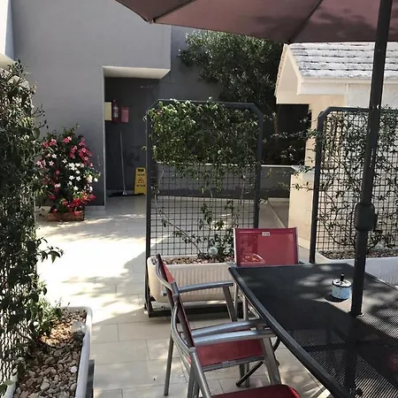 Melassy Apartamento Makarska